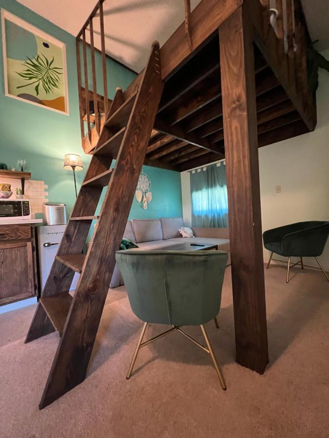 Cozy Loft With Parking And Private Patio W/ Grill Apartment Wilmington Exterior foto