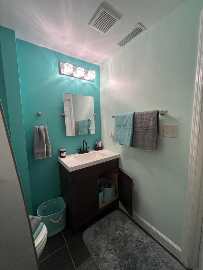 Cozy Loft With Parking And Private Patio W/ Grill Apartment Wilmington Exterior foto